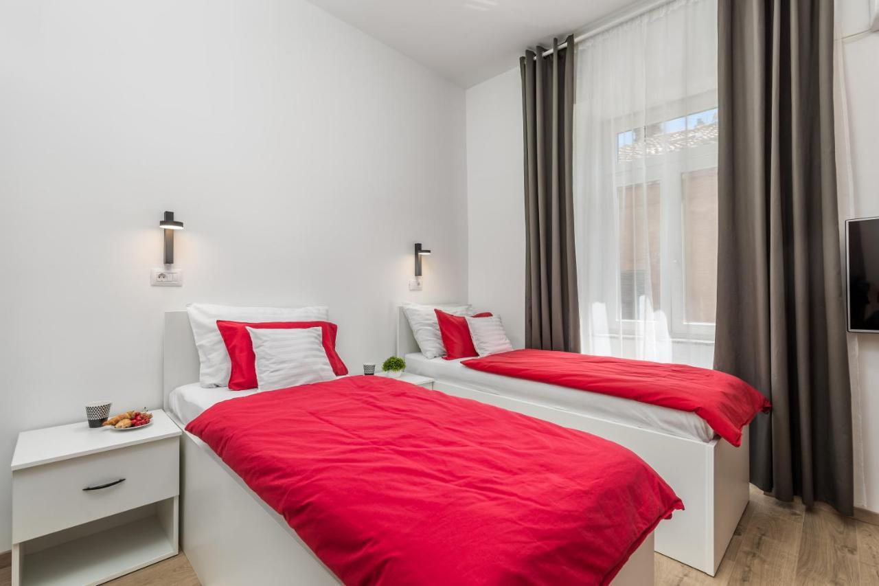 Quiet Center Apartament